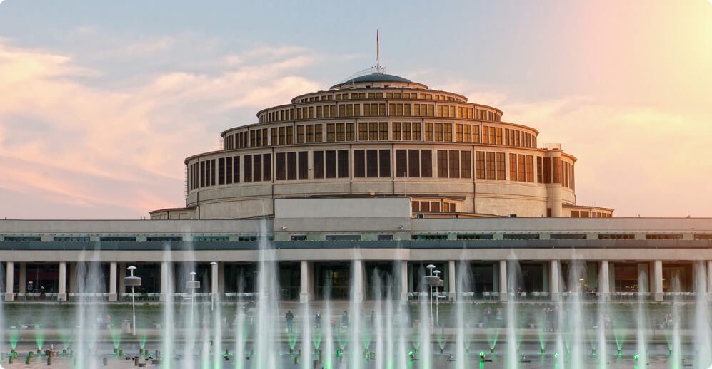 Z wielką przyjemnością przedstawiamy Państwu tegoroczne jury konkursów edytorskich – Dobre Strony i Pióro Fredry: